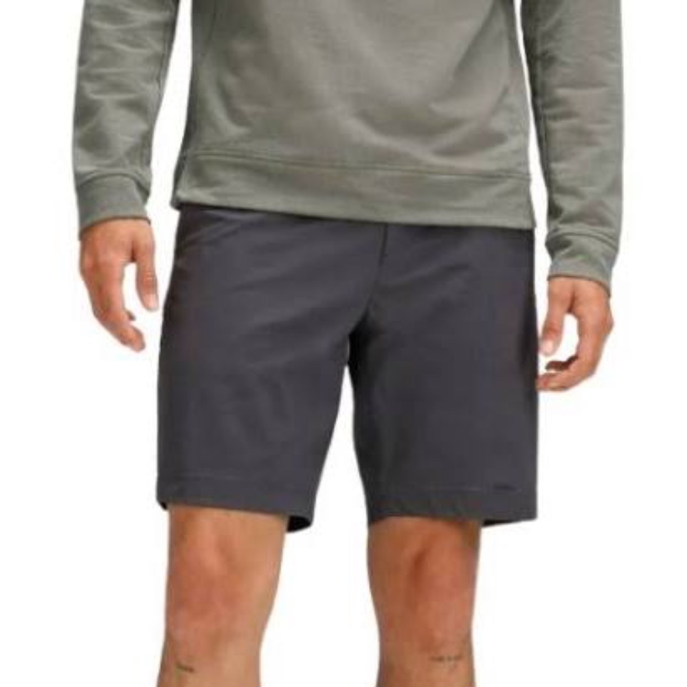 Lululemon Athletica Men's Commission Classic Fit Shorts
